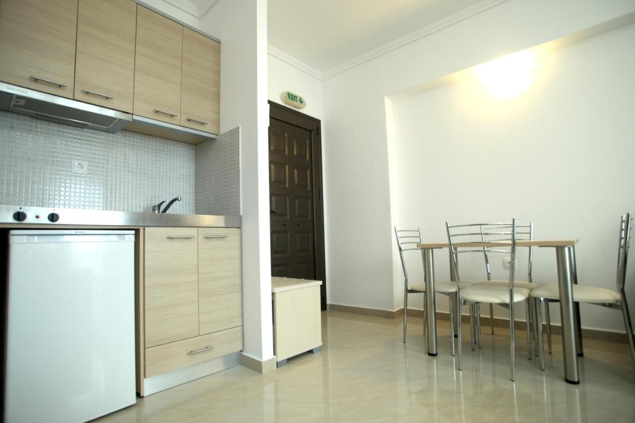 Naias Aparthotel Hanioti Luaran gambar